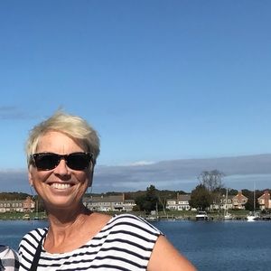 Meet your Posher, Diane